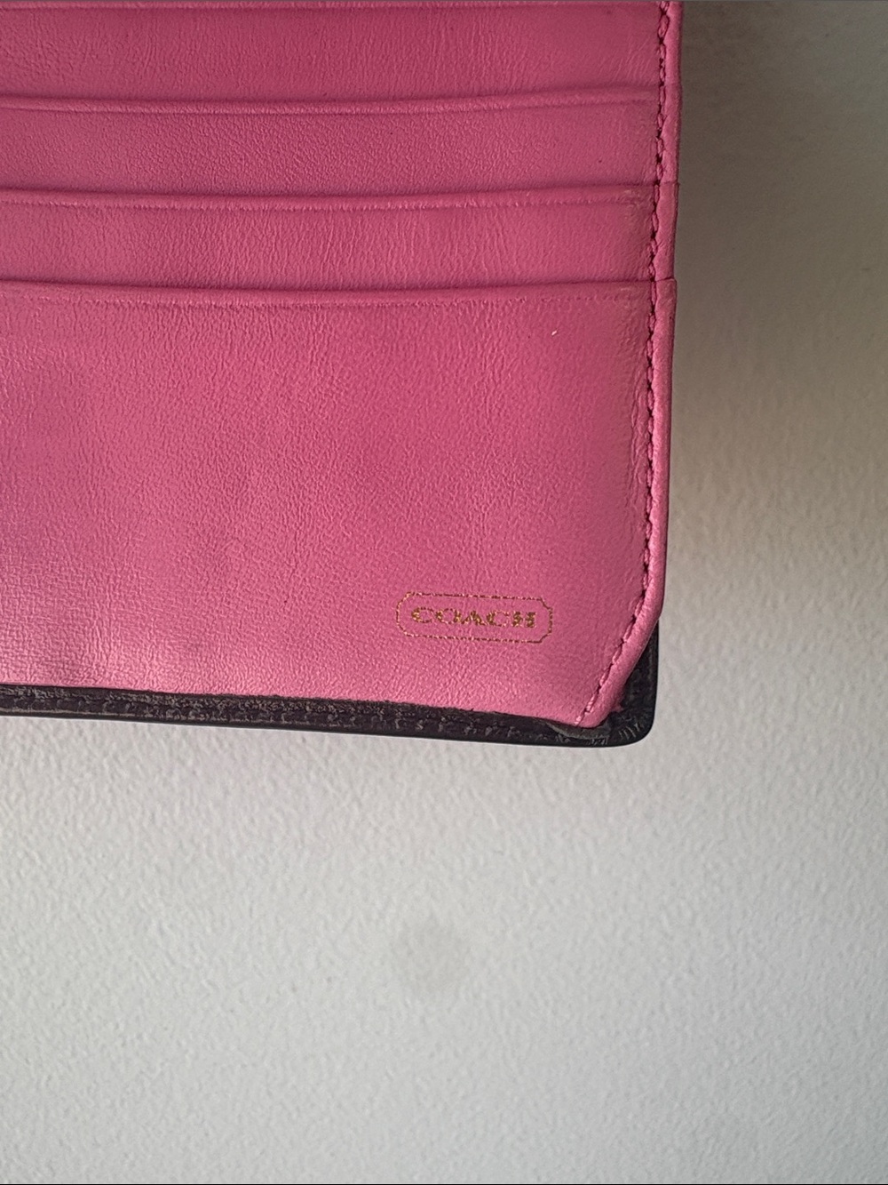 Coach Black Leather Wallet with Legacy Stripe interior - Picture 6 of 9